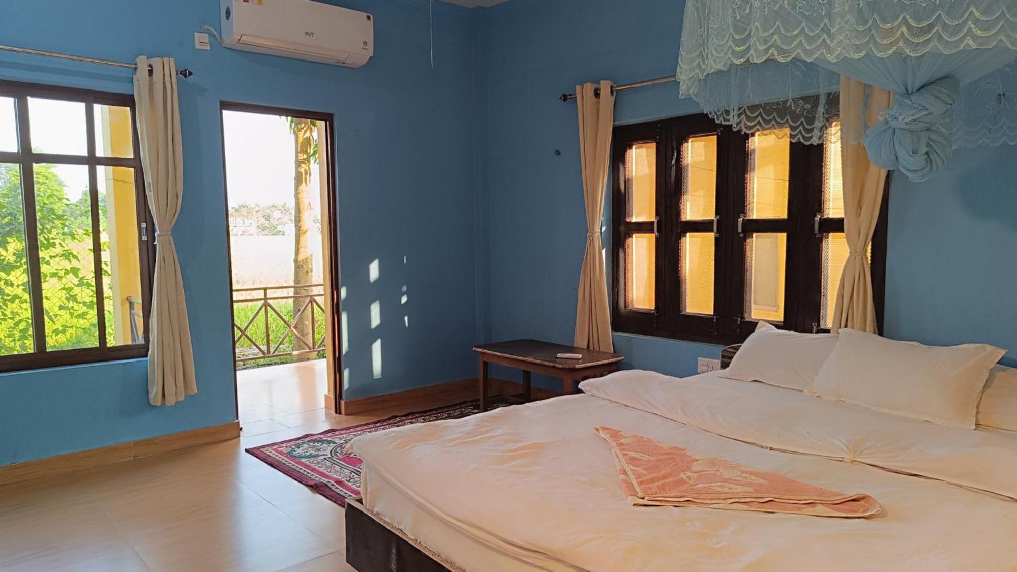 Mr. B'S Place Bardiya Kamer foto